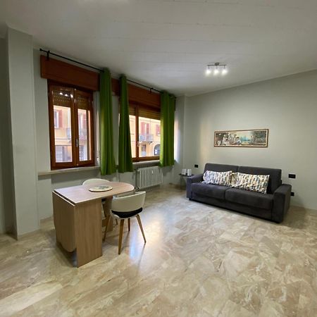 Catrizia Apartment Casale Monferrato Luaran gambar