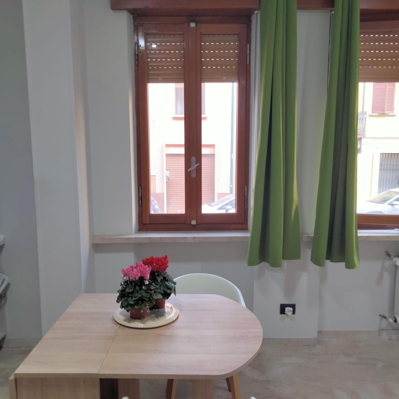 Catrizia Apartment Casale Monferrato Luaran gambar